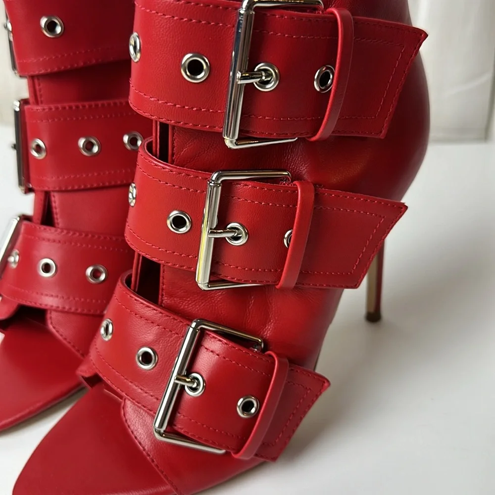 Steve Madden Maxence Leather Buckle Detail Booties - Picture 8 of 11